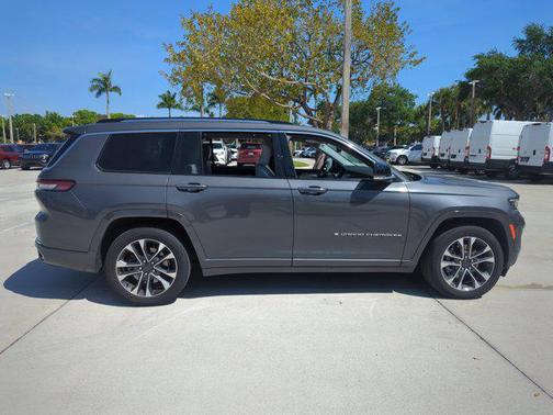 2021 Jeep Grand Cherokee L Overland