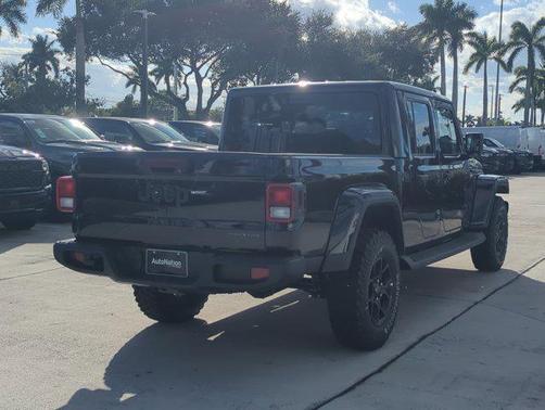 2025 Jeep Gladiator High Tide