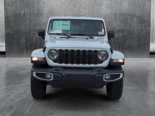 2025 Jeep Gladiator High Tide
