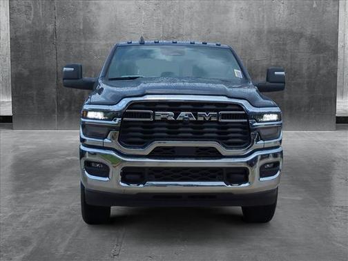 2025 RAM 2500 Tradesman Crew Cab 4x4 6'4' Box
