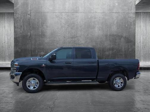 2025 RAM 2500 Tradesman Crew Cab 4x4 6'4' Box