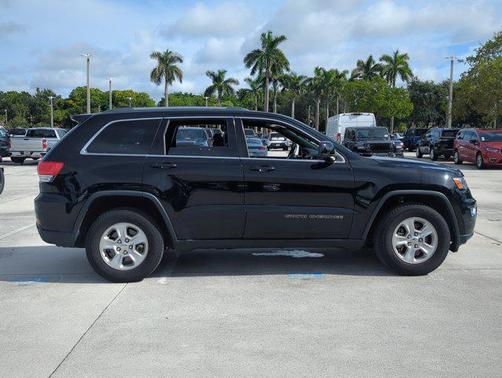 2017 Jeep Grand Cherokee Laredo