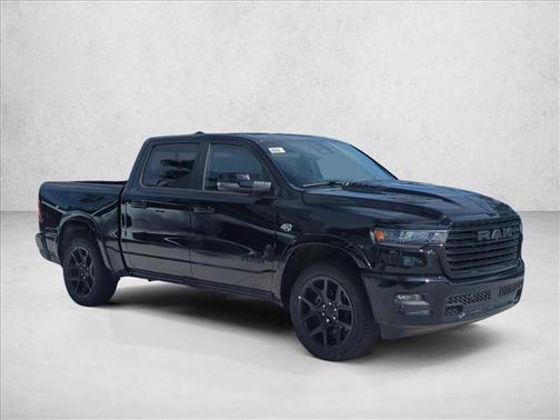 Diamond Black Crystal Pearlcoat 2026 RAM 1500 Laramie