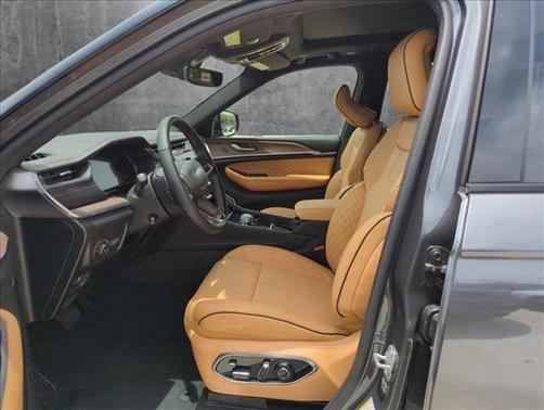 2025 Jeep Grand Cherokee L Summit