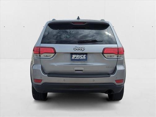 2020 Jeep Grand Cherokee Laredo