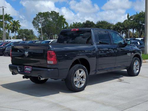 Maximum Steel Metallic Clearcoat 2019 RAM 1500 Express