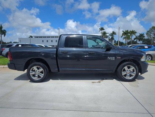 Maximum Steel Metallic Clearcoat 2019 RAM 1500 Express