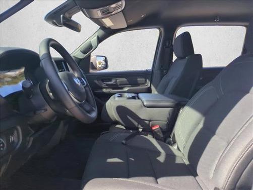 2026 RAM 1500 Warlock Crew Cab 4x4 5'7' Box