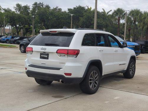 2020 Jeep Grand Cherokee Laredo