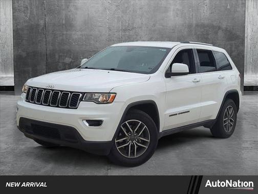 2020 Jeep Grand Cherokee Laredo