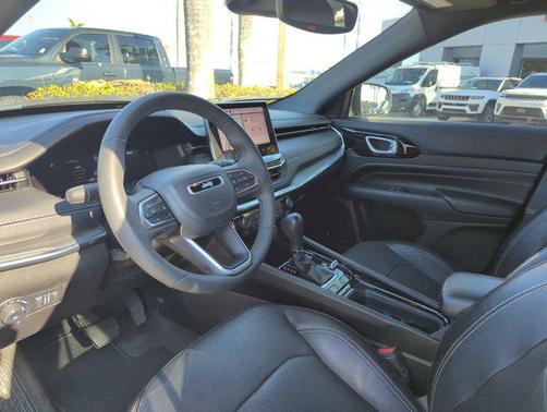 Bright White Clearcoat 2023 Jeep Compass High Altitude