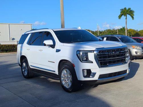 2021 GMC Yukon SLT