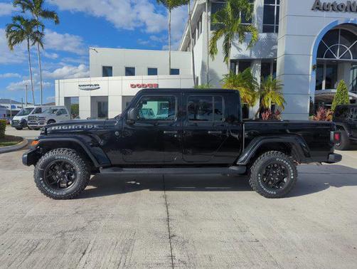 2025 Jeep Gladiator Sport S