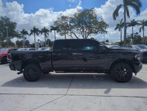 2024 RAM 3500 Limited Mega Cab 4x4 6'4' Box