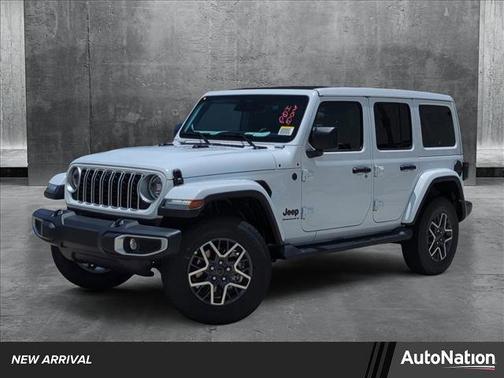 2025 Jeep Wrangler 4-Door Sahara 4x4