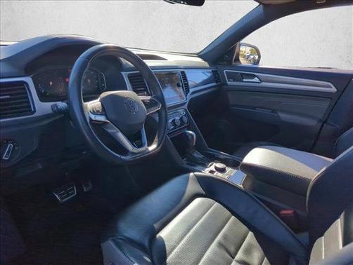 2023 Volkswagen Atlas Cross Sport 3.6L V6 SEL Premium R-Line