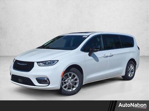 Bright White Clearcoat 2026 Chrysler Pacifica Limited