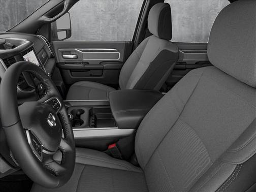 2025 RAM 2500 Big Horn Crew Cab 4x4 6'4' Box