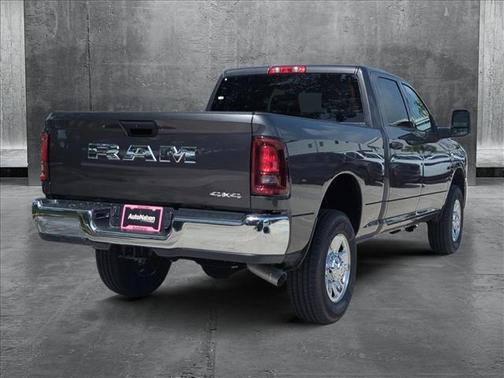 2025 RAM 2500 Tradesman Crew Cab 4x4 6'4' Box