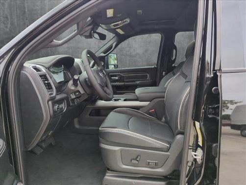 2025 RAM 2500 Laramie Crew Cab 4x4 6'4' Box