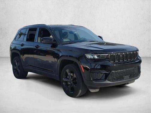 2023 Jeep Grand Cherokee Altitude