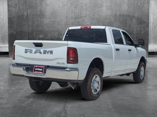 2025 RAM 2500 Tradesman Crew Cab 4x4 6'4' Box