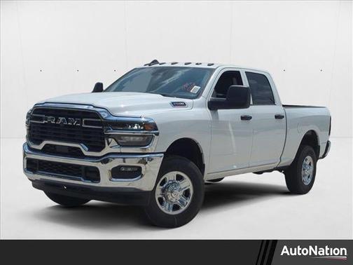 2025 RAM 2500 Tradesman Crew Cab 4x4 6'4' Box