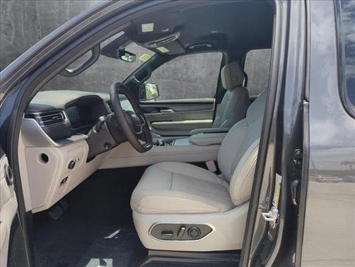 2025 Jeep Wagoneer 4x4