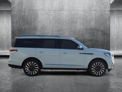 2023 Lincoln Navigator Black Label
