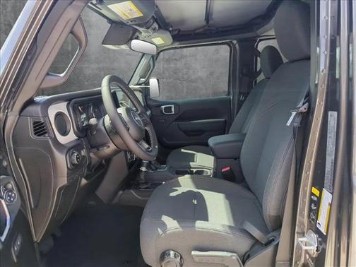 2025 Jeep Gladiator Sport S