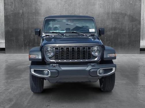 2025 Jeep Gladiator Sport S