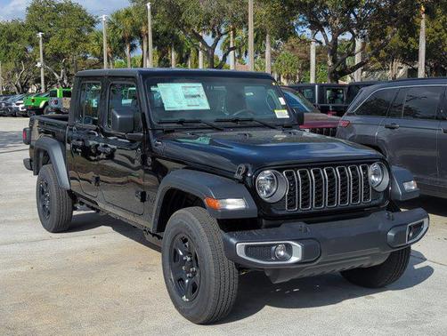 2026 Jeep Gladiator Sport