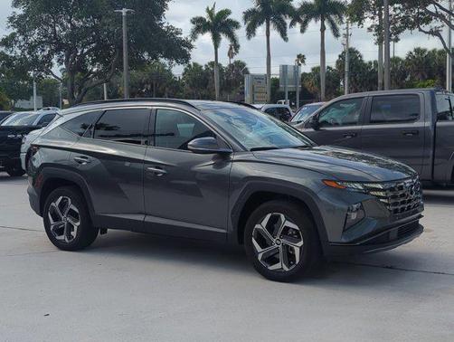 Amazon Gray 2023 Hyundai TUCSON Limited