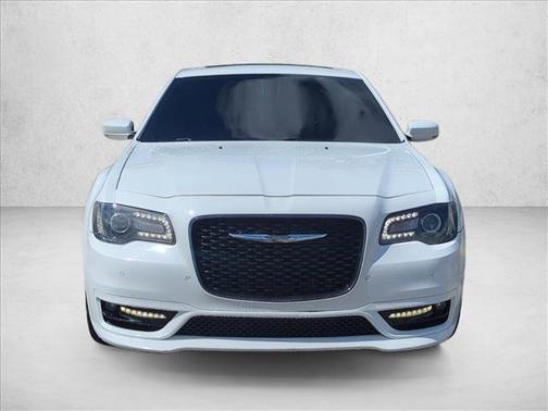2018 Chrysler 300 S