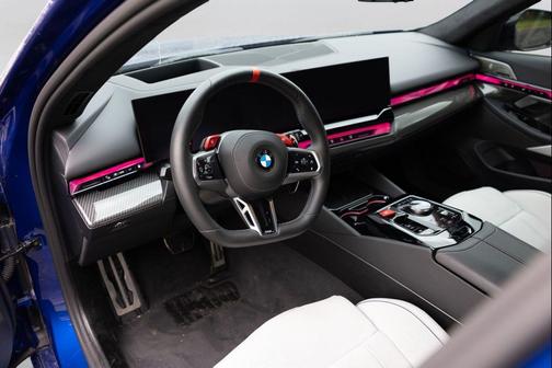 Marina Bay Blue Metallic 2025 BMW M5 Base
