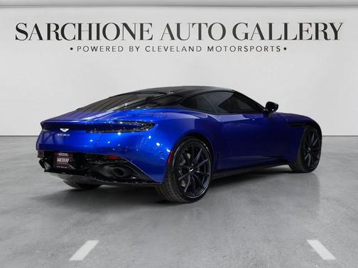 2020 Aston Martin DB11 AMR