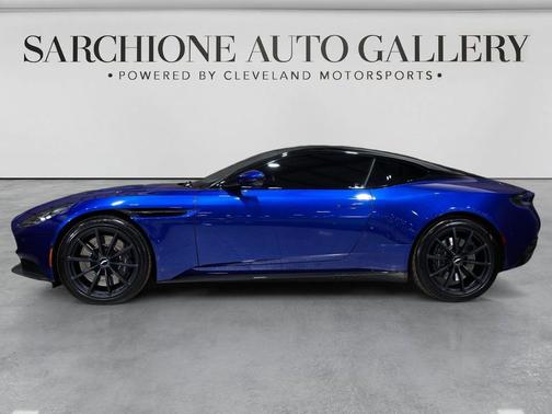 2020 Aston Martin DB11 AMR