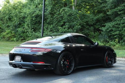 2018 Porsche 911 Targa 4 GTS
