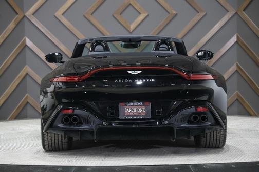 2022 Aston Martin Vantage Roadster