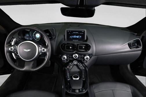 Black 2022 Aston Martin Vantage Roadster