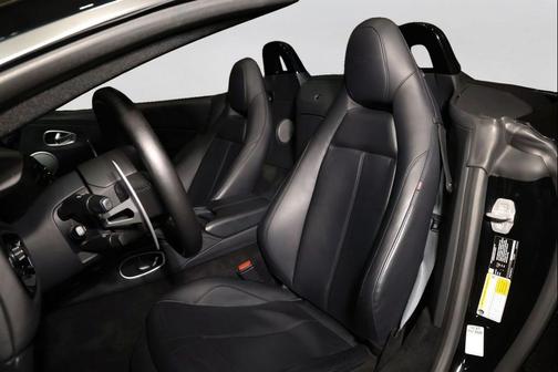 Black 2022 Aston Martin Vantage Roadster