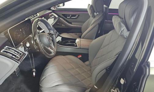 Green 2024 Mercedes-Benz Maybach S 680 Maybach S 680