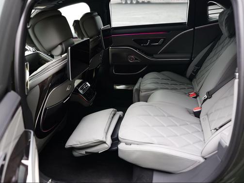 Green 2024 Mercedes-Benz Maybach S 680 Maybach S 680