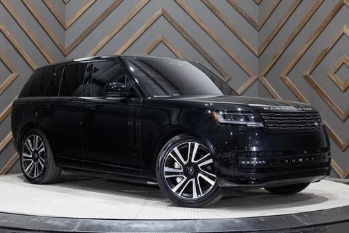 2023 Land Rover Range Rover P530 SE