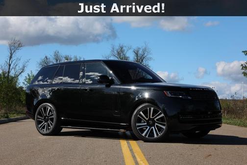 2023 Land Rover Range Rover P530 SE