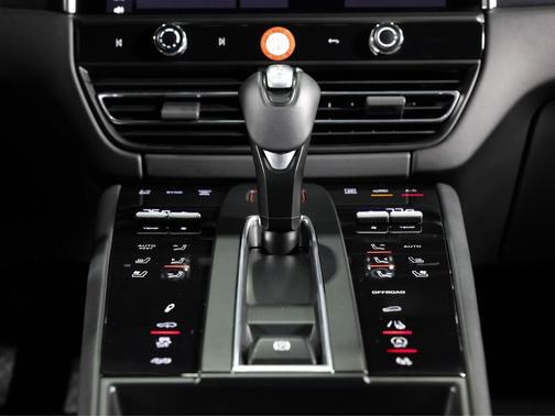 2022 Porsche Macan GTS