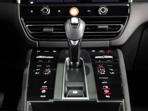 2022 Porsche Macan GTS