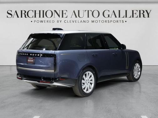 Varesine Blue Metallic 2025 Land Rover Range Rover P400 SE