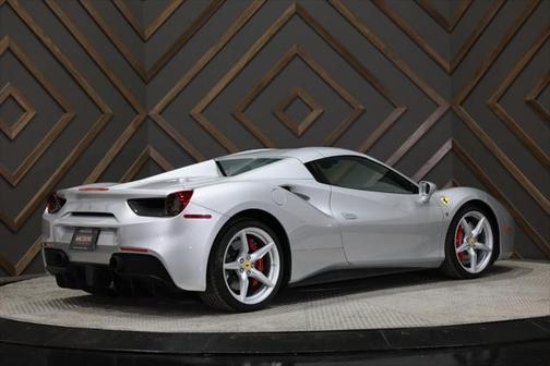 2018 Ferrari 488 Spider Base