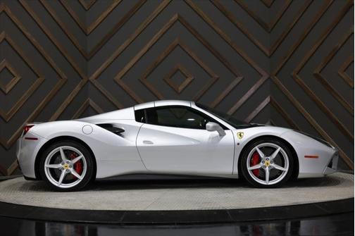 2018 Ferrari 488 Spider Base